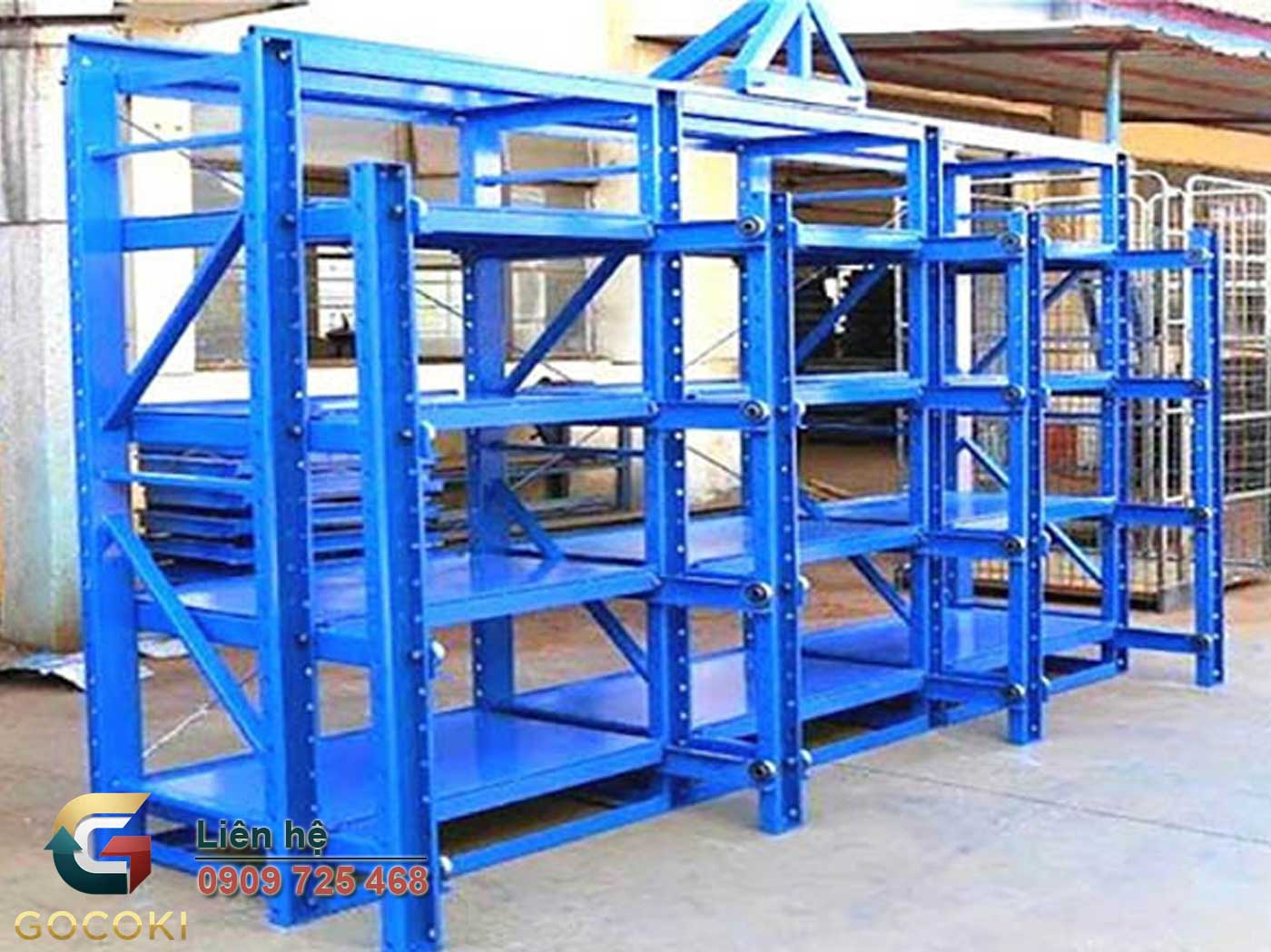 Hàng hóa luôn có sẵn, khách đến xem và chọn trực tiếp tại kho