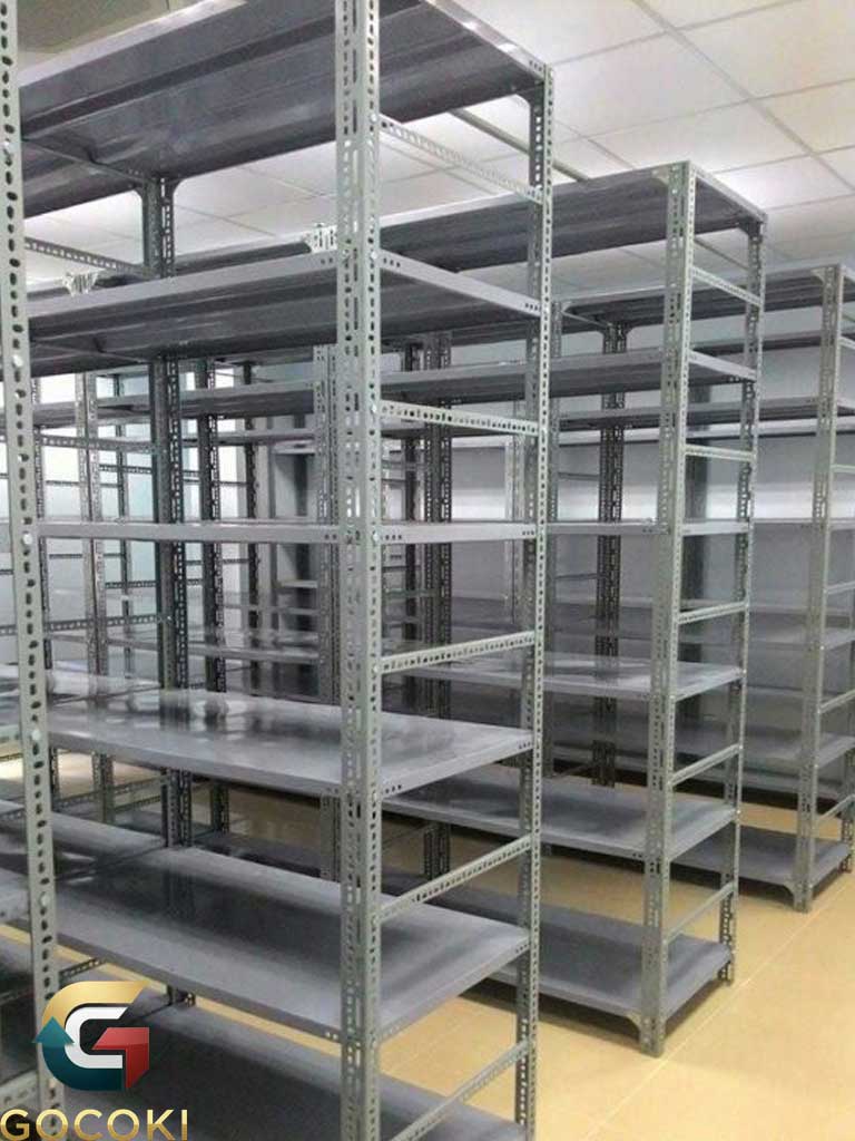 Thanh lý kệ sắt v lỗ cũ số lượng lớn cho kho hàng