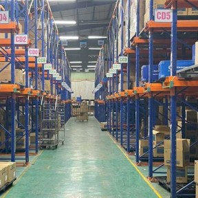 Kệ để hàng nặng thanh lý